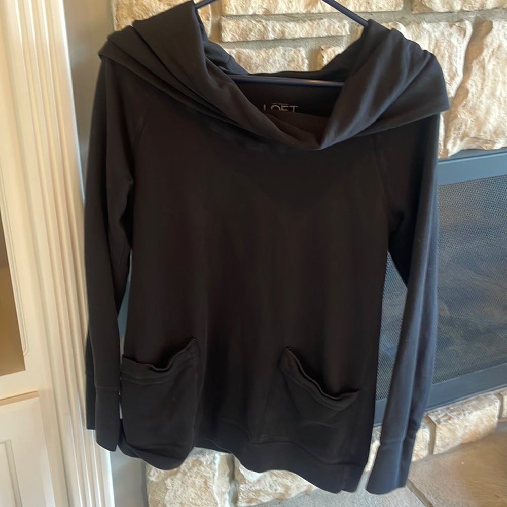 Ann Taylor loft, lounge, sweater turtleneck. Size medium